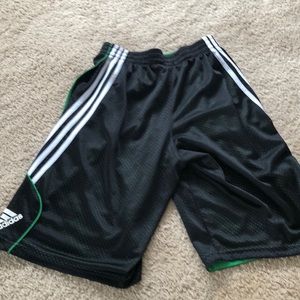 Reversible green/black adidas mesh shorts S